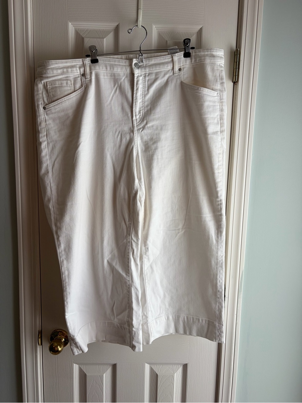Chico's White Women's Trouser Crop Denim